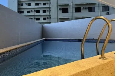 Amenity 'Outdoor Pool'